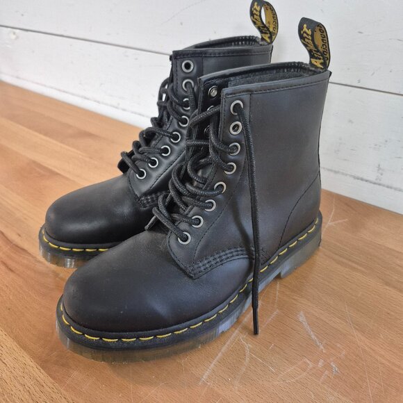 Dr. Martens Shoes - DR. Martens unisex adult leather boots Woman's size 6 Men's size 5